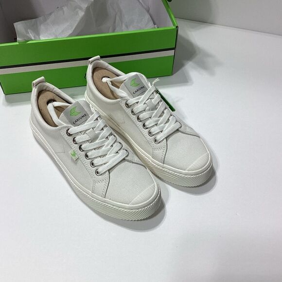 Cariuma OCA Low Off White Canvas Sneaker NIB 9.5 Women 8 Men - Picture 5 of 9